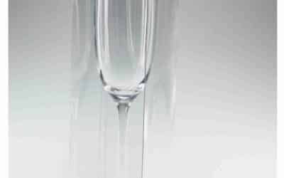Crafting Memories: Engraved Champagne Glasses in Australia