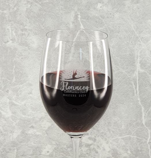 Elevate Every Sip: Why Personalised Wine Glasses Belong on Your Gift List
