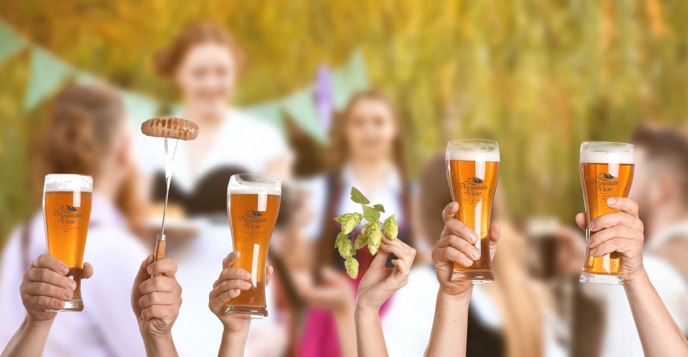Custom plastic beer cups supplied in bulk for Australian festivals and events
